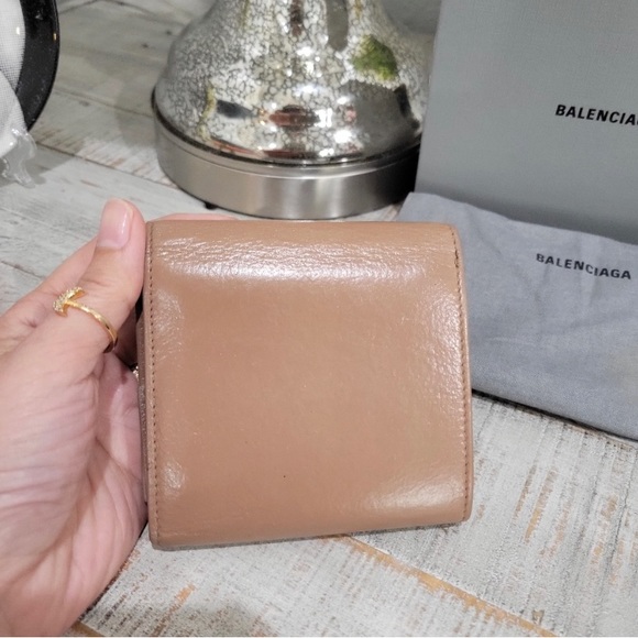 Balenciaga Compact Wallet - Picture 3 of 9